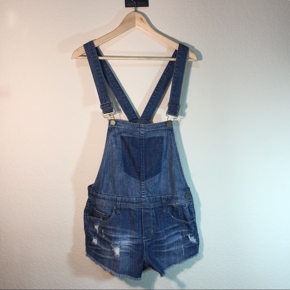 Blank NYC Other - BlankNYC distressed denim cutoff overalls 28